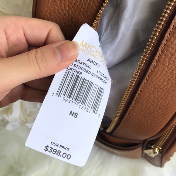 NWT MichaelKors leatherstudded backpack - Picture 3 of 8